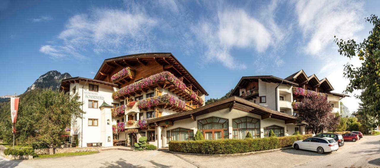 Hotel Sonnenuhr Kramsach Exterior photo